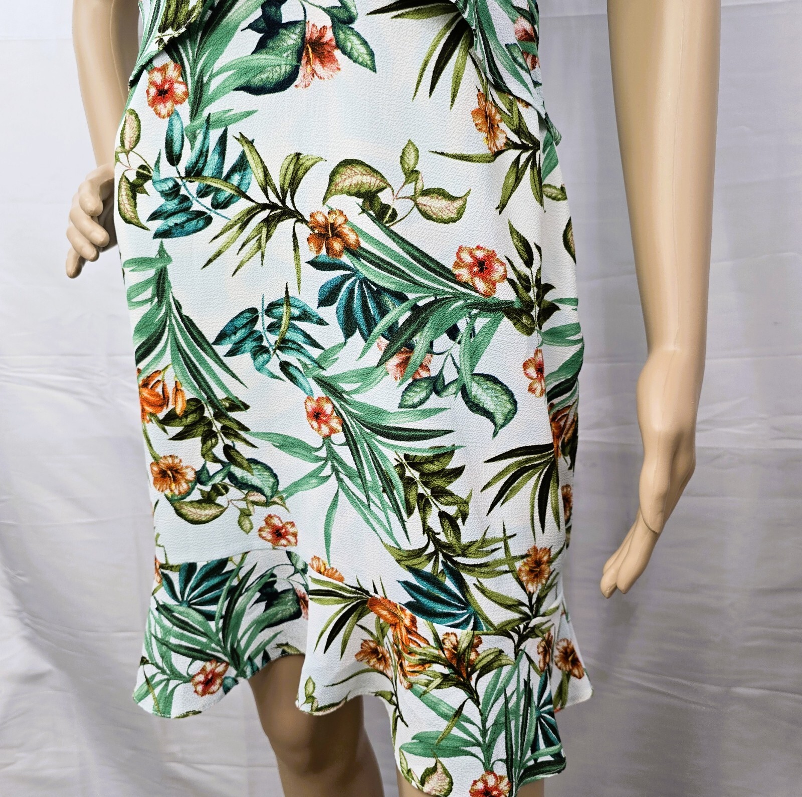 Duplo Sentido Brazilian Tropical Leaf Floral V-Neck Mini Dress M