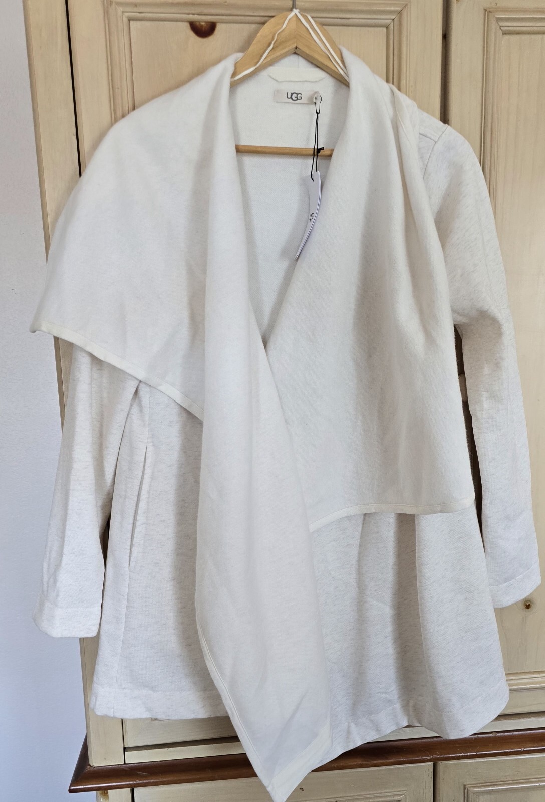 UGG Women's Janni Fleece Blanket Cardigan Size M - Perfect For You! - New