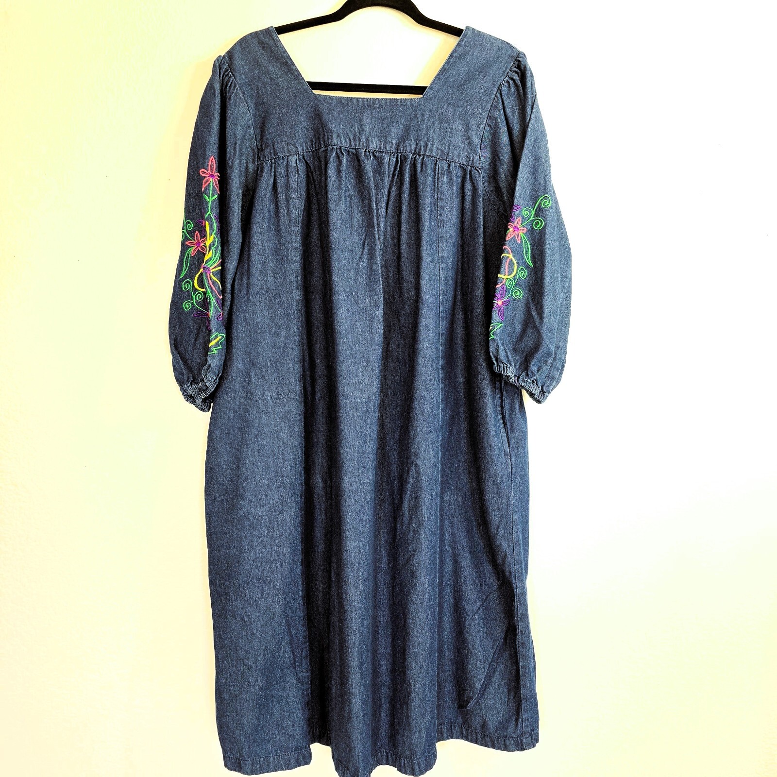 VTG Naqui NY 1XL Denim Embroidered Boho Cottagecore Midi Dress w/ Pockets