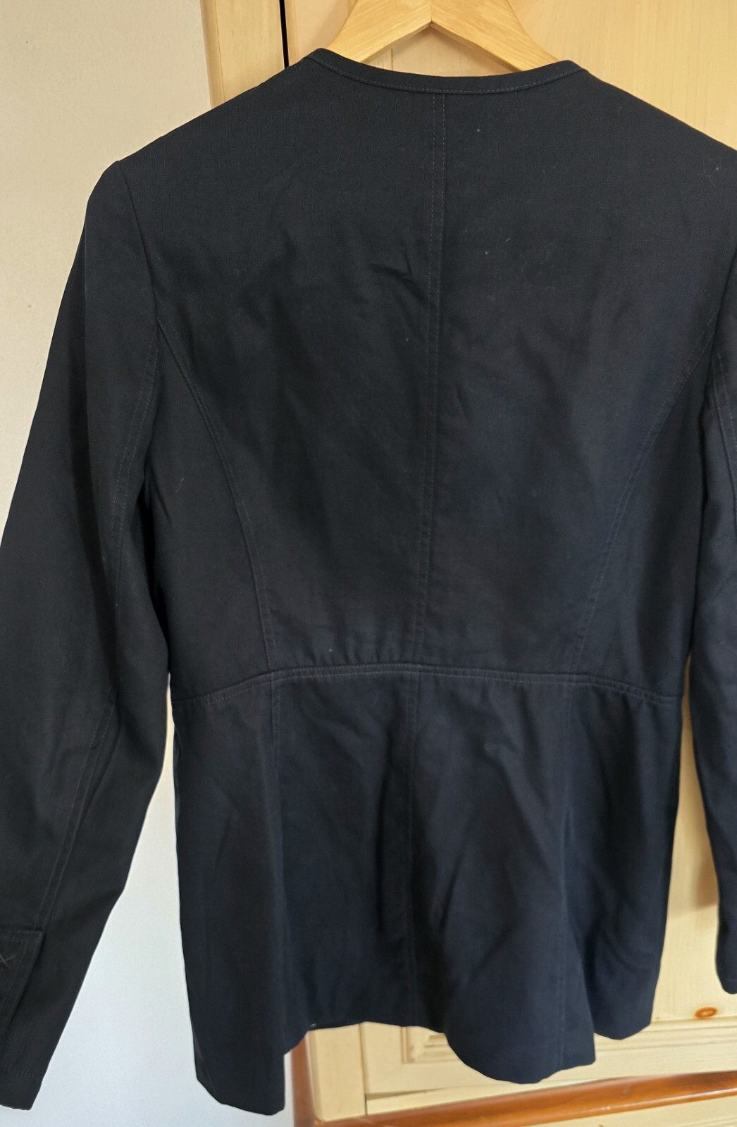 Stylish Coldwater Creek Navy Jacket – Perfect Fit, Versatile Look, Size 8!