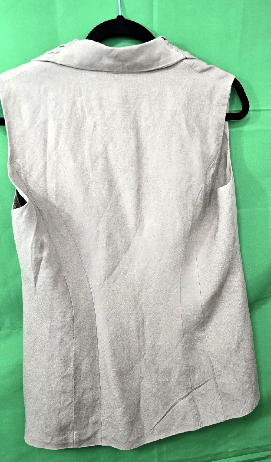 Adrienne Vittadini Women’s Sleeveless Khaki Vest, Size 6 – Linen-Blend Elegance!