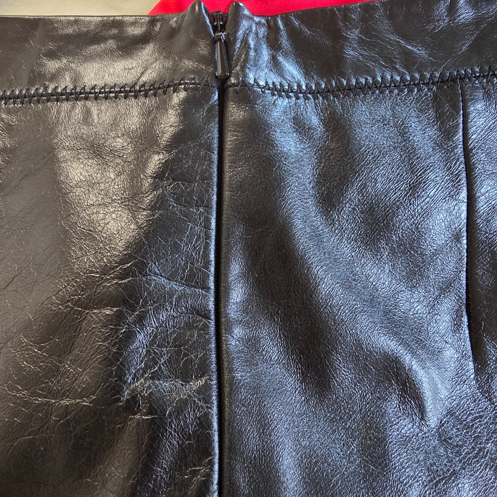 Vintage Y2K GAP Black Genuine Leather A-Line Skirt Size 1 – 29” Waist Lined