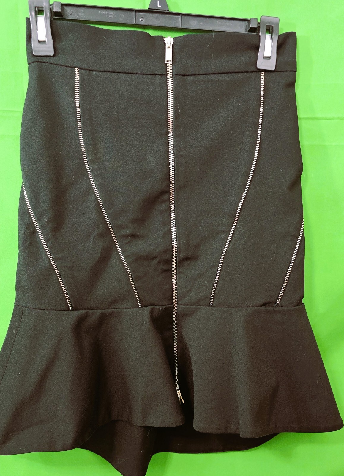 ZARA Mid-length Pencil Skirt (Size XS): Peplum Hem with Zipper Details
