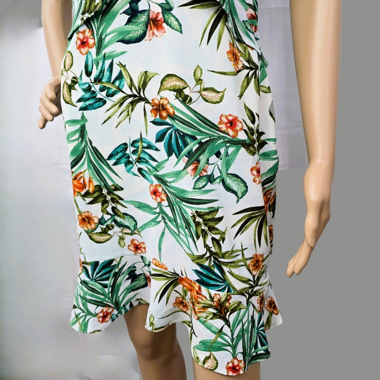 Duplo Sentido Brazilian Tropical Leaf Floral V-Neck Mini Dress M