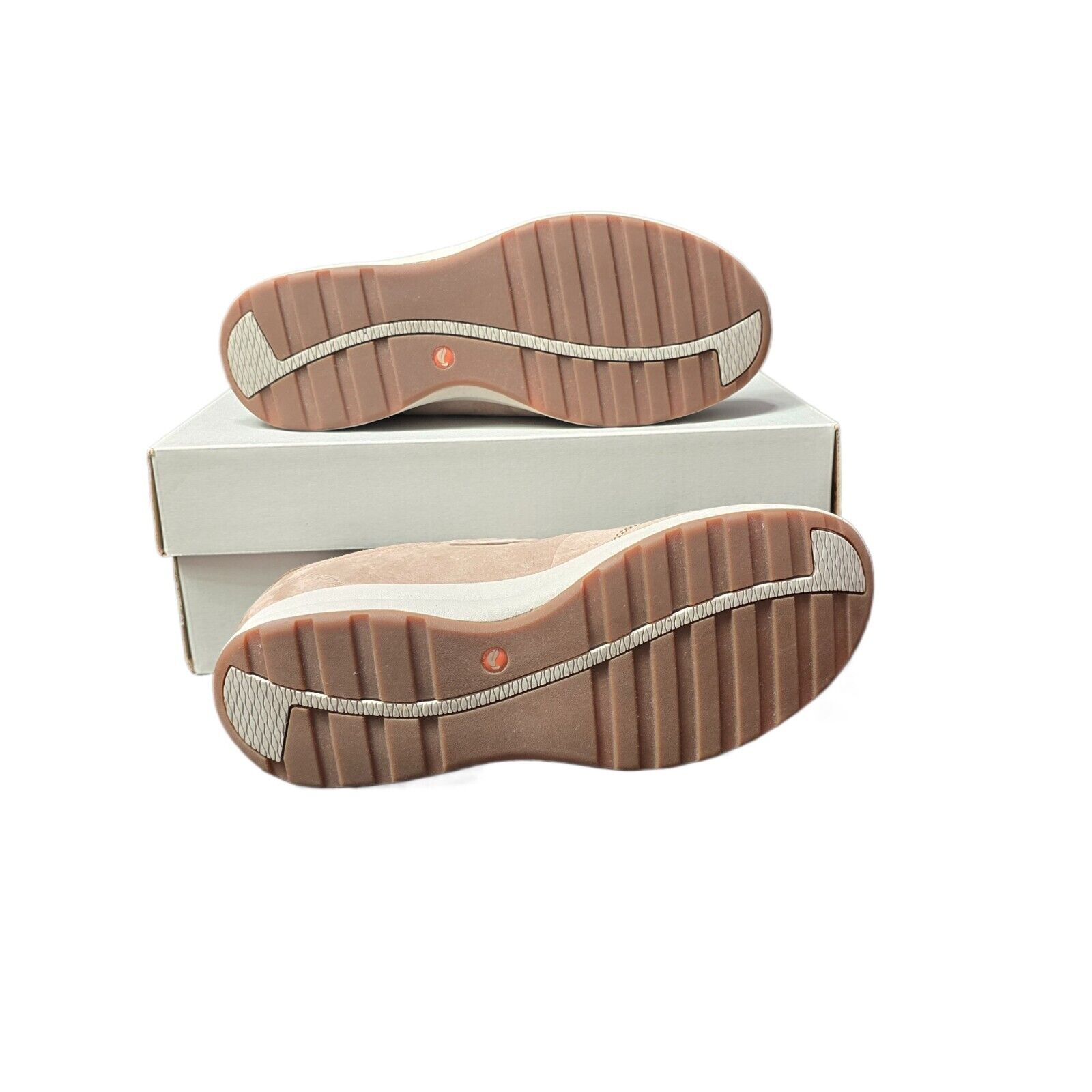 Clarks Un Adorn Strap Women's Casual Sneakers – Cris-Beige, Size 7.5