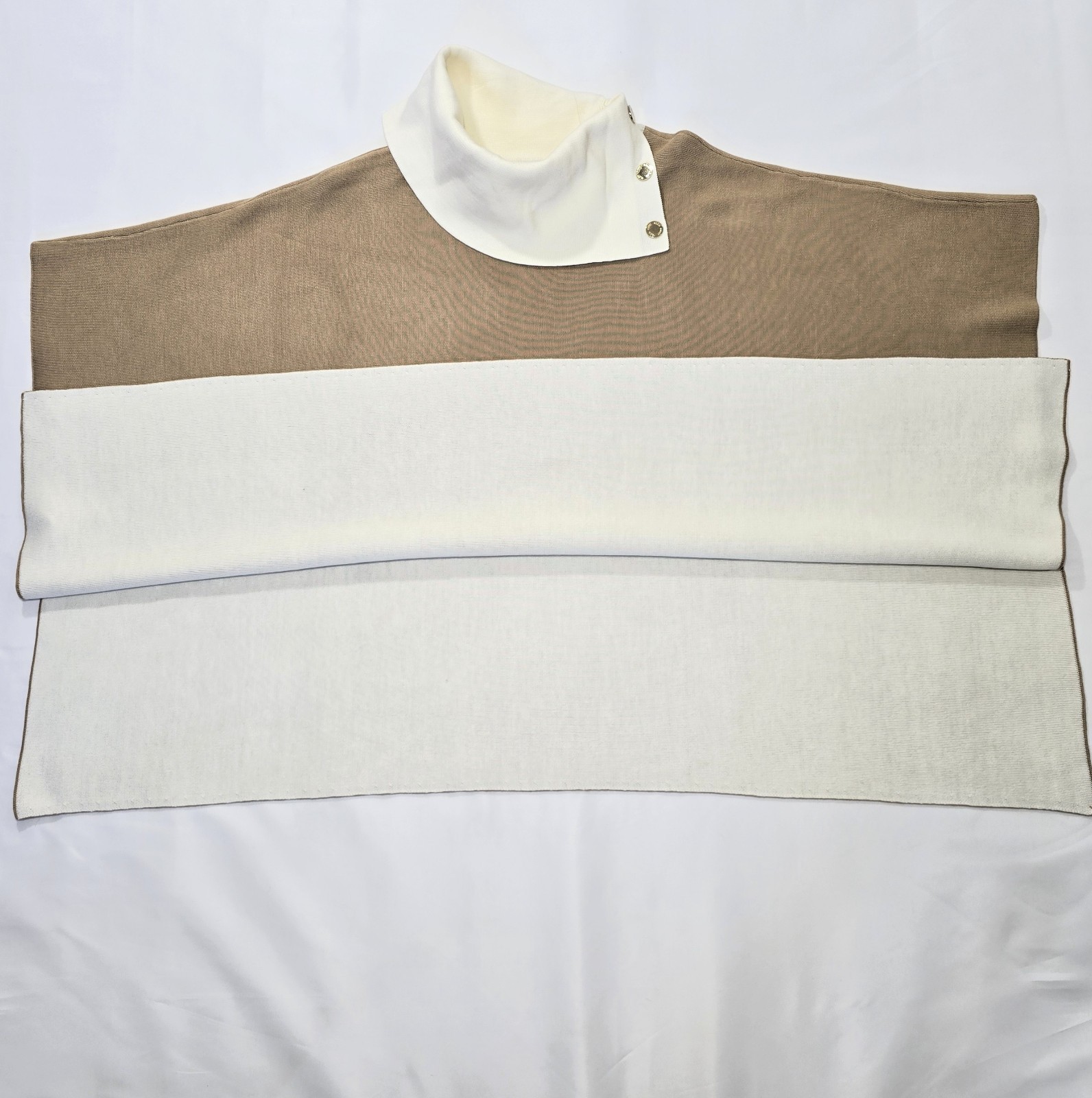 Anne Klein Double Face Poncho Sweater Size L Tan Cream Split Collar