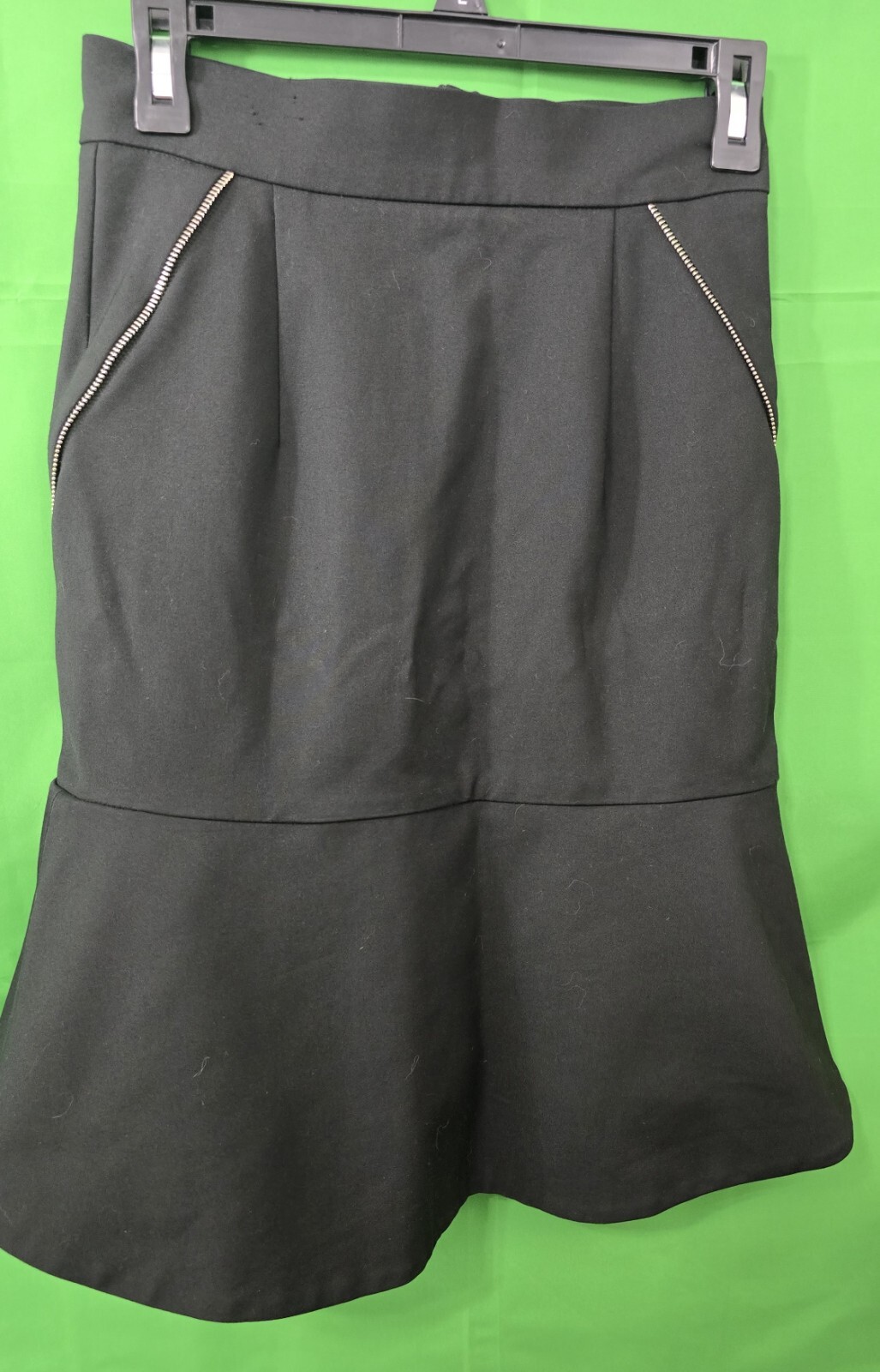 ZARA Mid-length Pencil Skirt (Size XS): Peplum Hem with Zipper Details