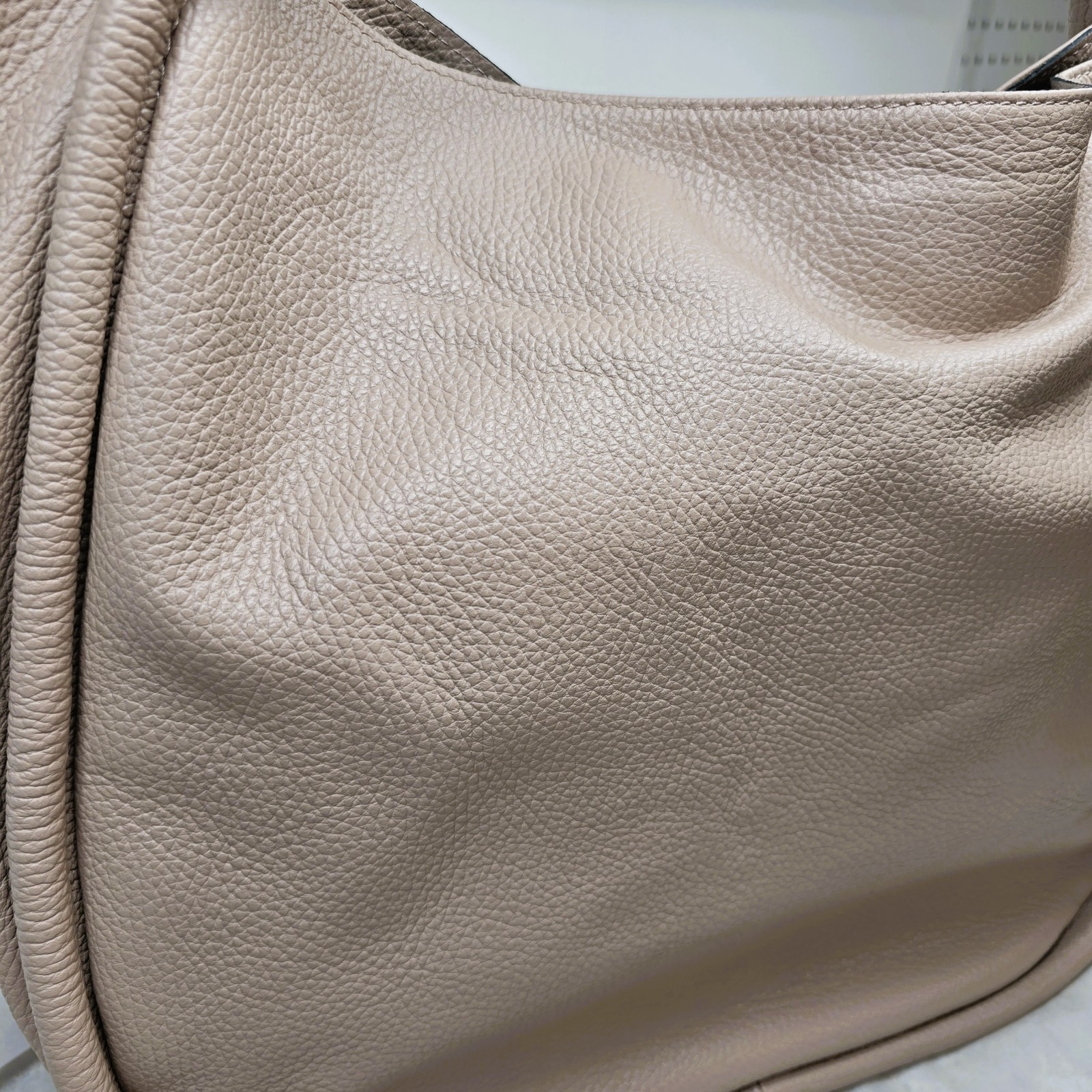 Italian Leather Women’s Large Hobo Handbag Nude Pink Made in Italy