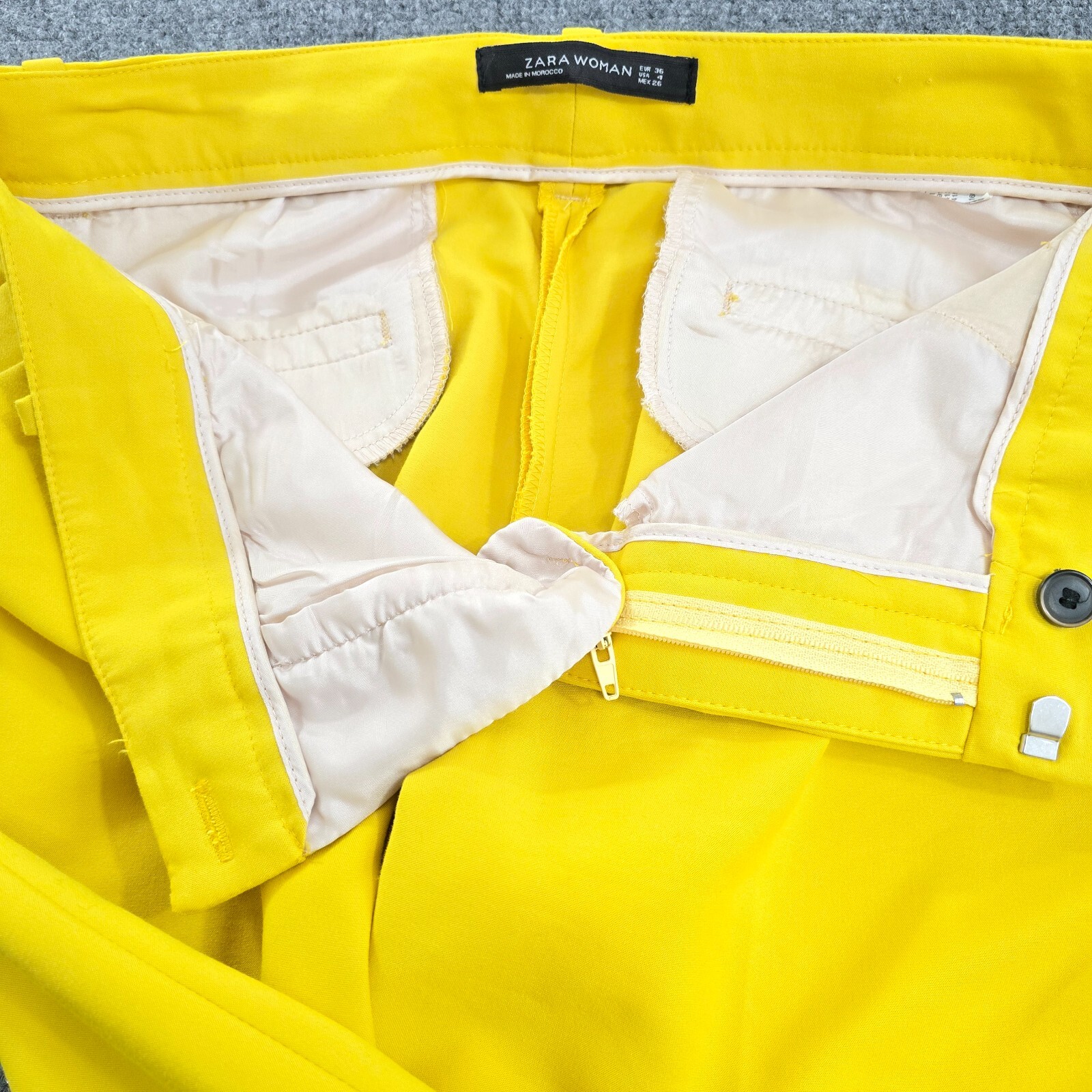 Zara Women's Vibrant Yellow Ankle Skinny Pants – Chino Fit | Size 4