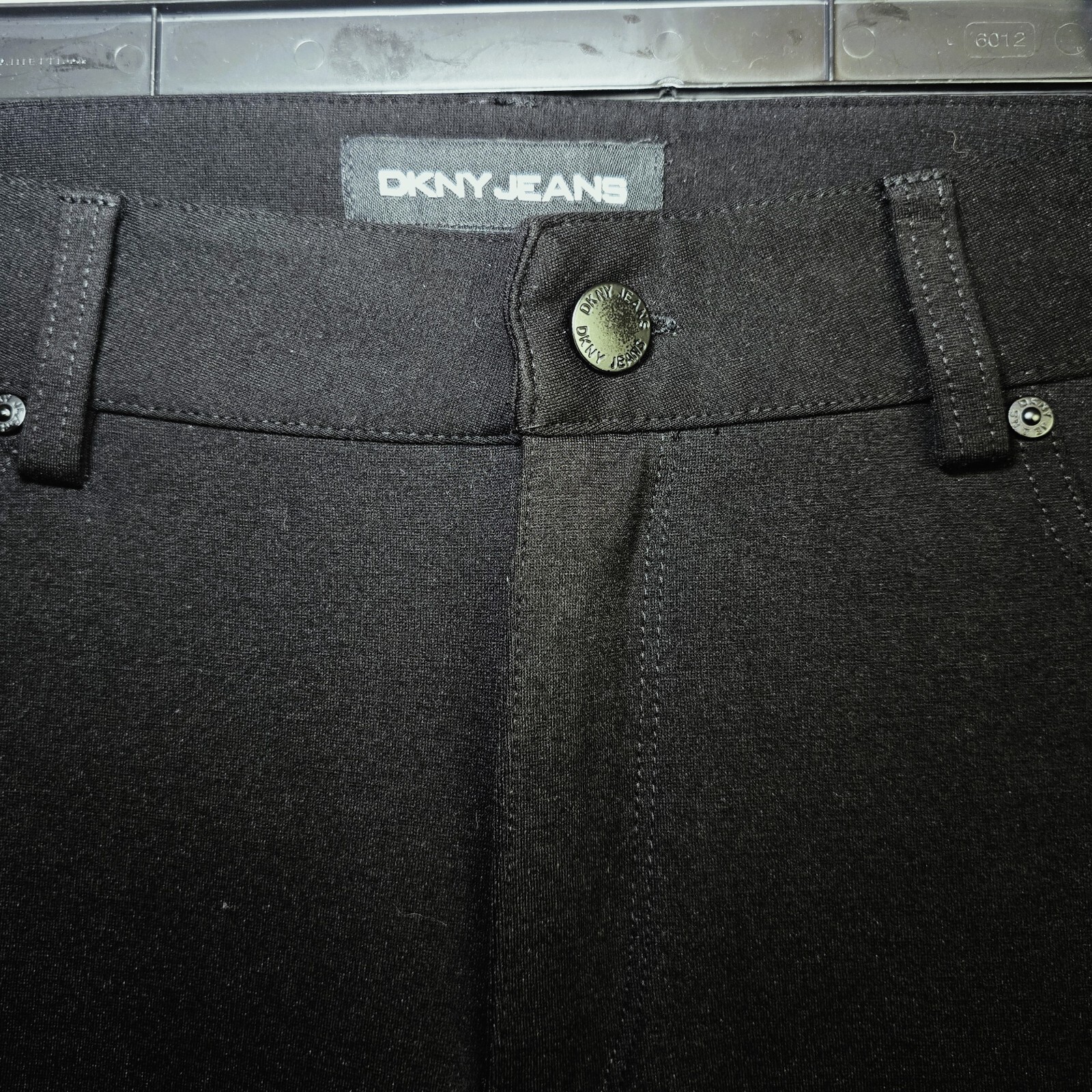 DKNY Jeans Women's Small Ponte Stretch Pants Black Slim Straight Leg
