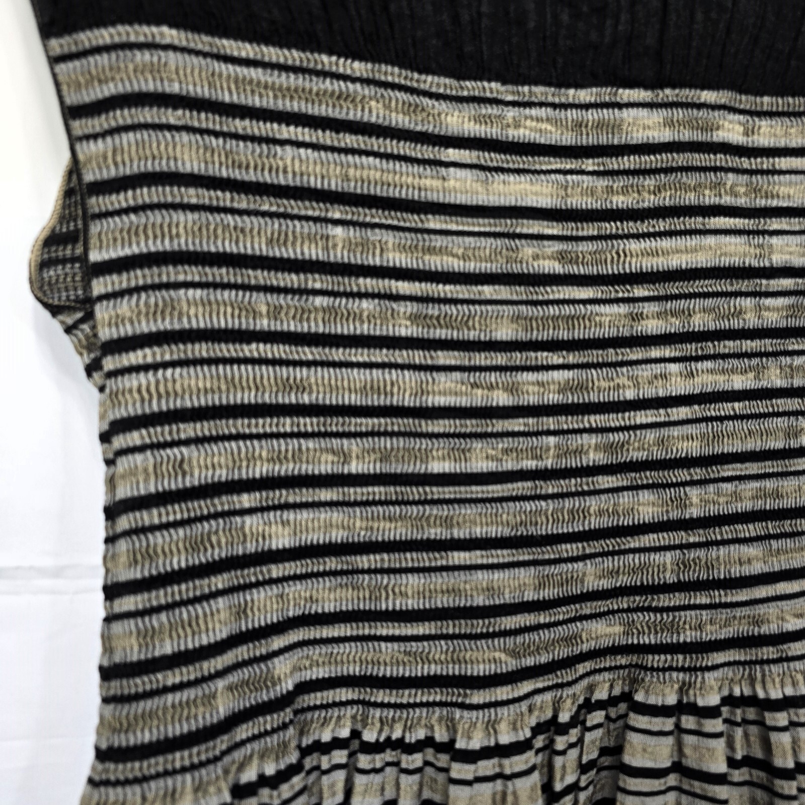 Max Studio Women's V-Neck Fit & Flare Dress M Black Gold Silver Metallic