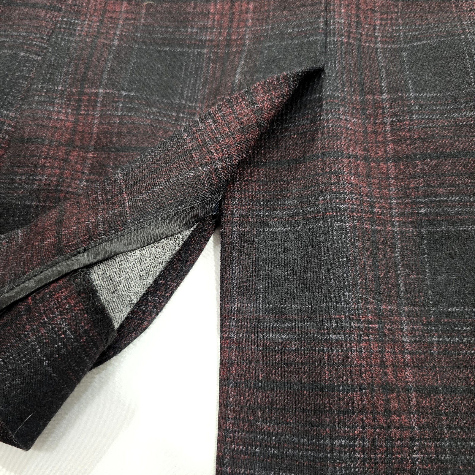 Liverpool LA Burgundy Plaid Boyfriend Blazer Size S with Removable Hoodie