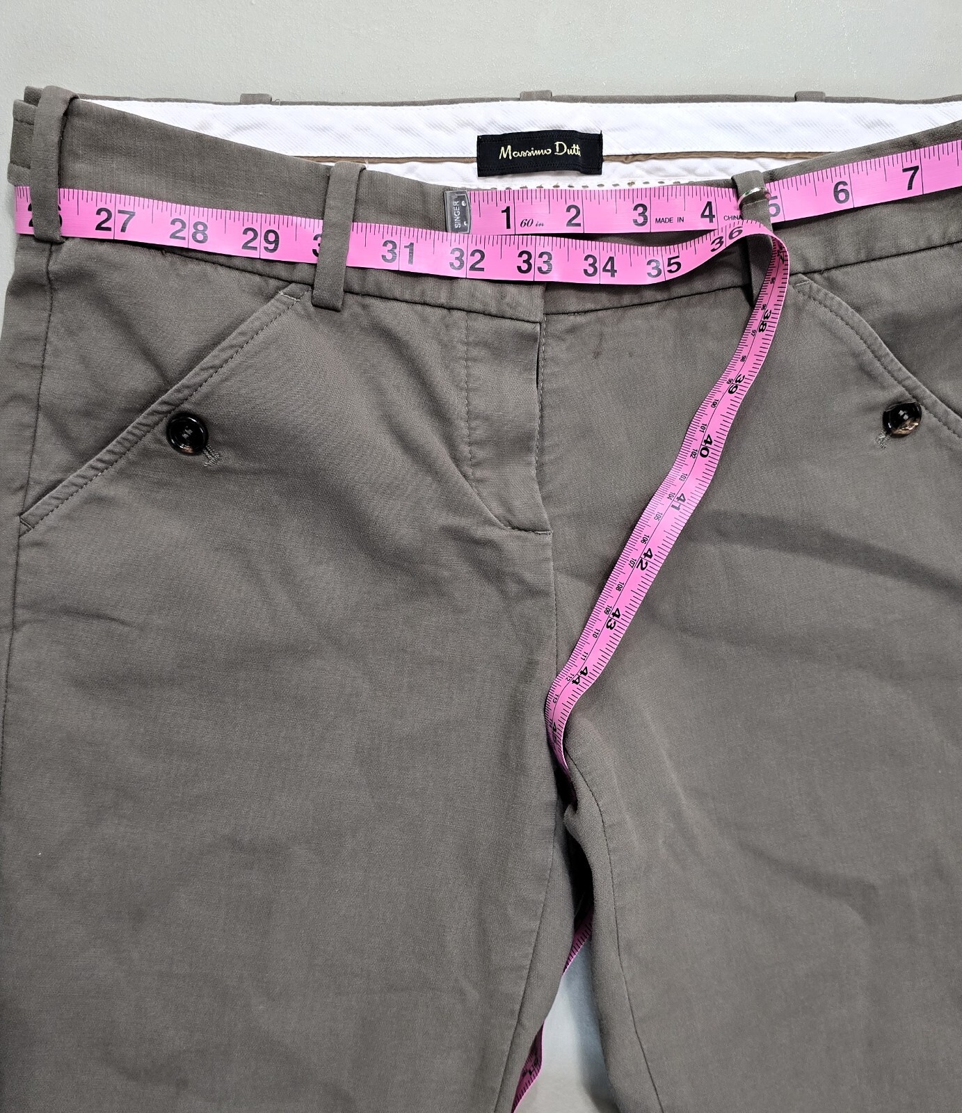 Massimo Dutti Women's Pants Size 6 - Khaki, Cuffed Hems, Casual Elegance