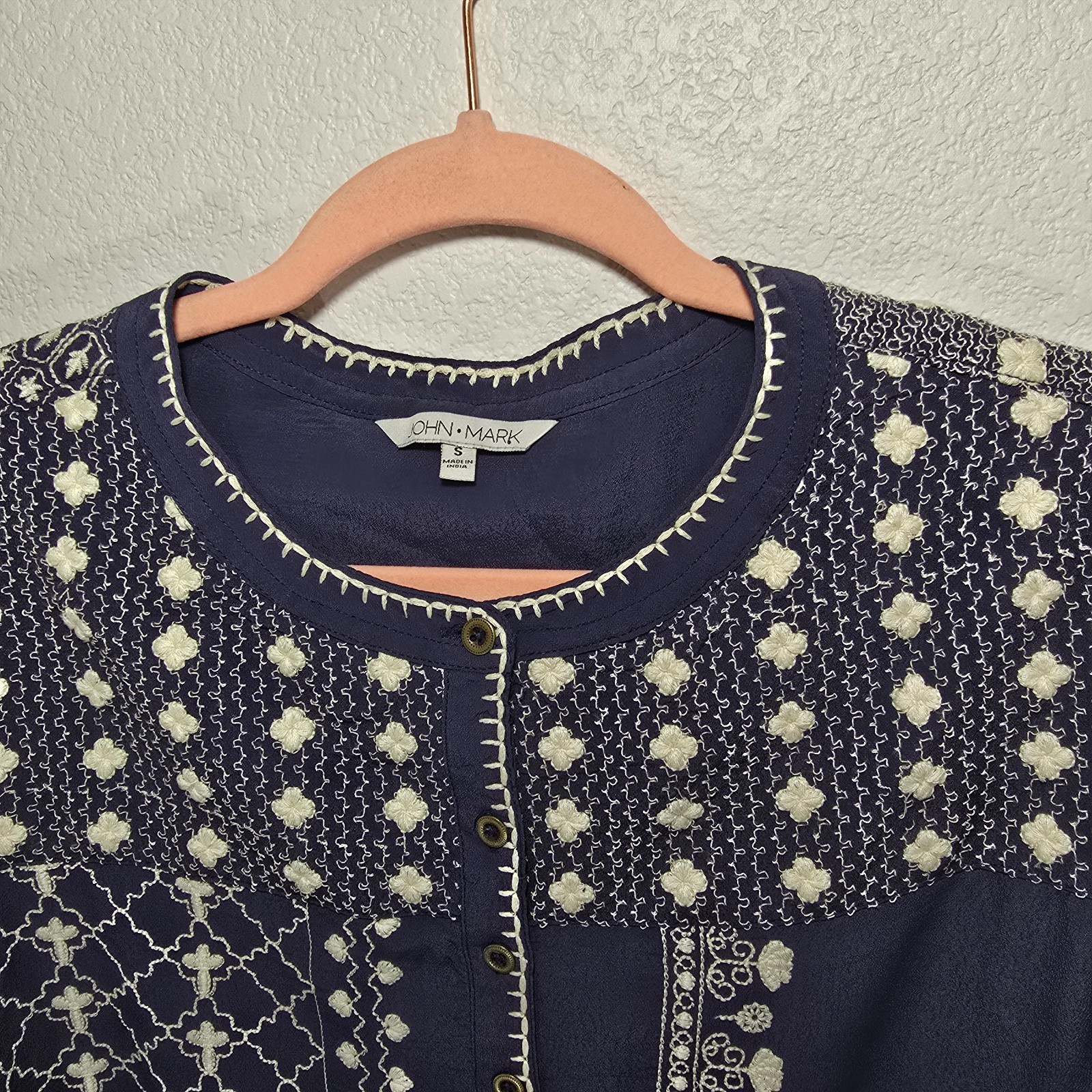 John Mark Women's Floral Embroidered Back Detail Long Sleeve Top S