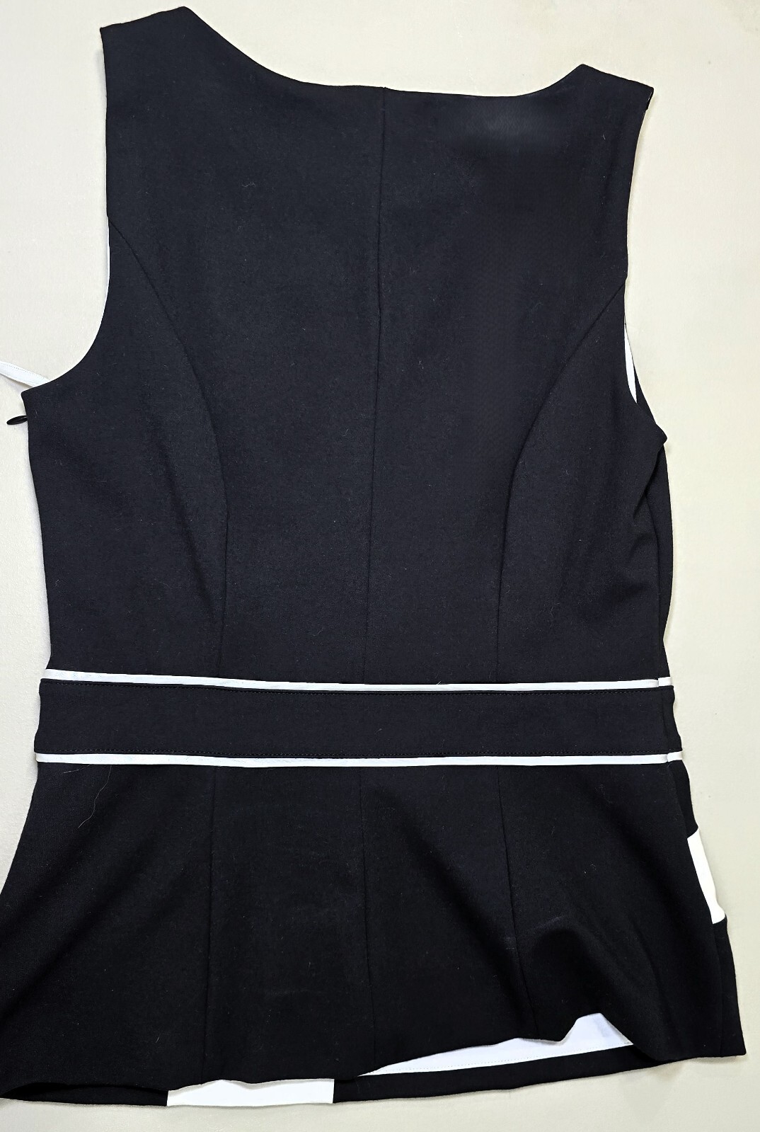 White House Black Market – High-Quality Geometric Top & Skirt Set, Size S!